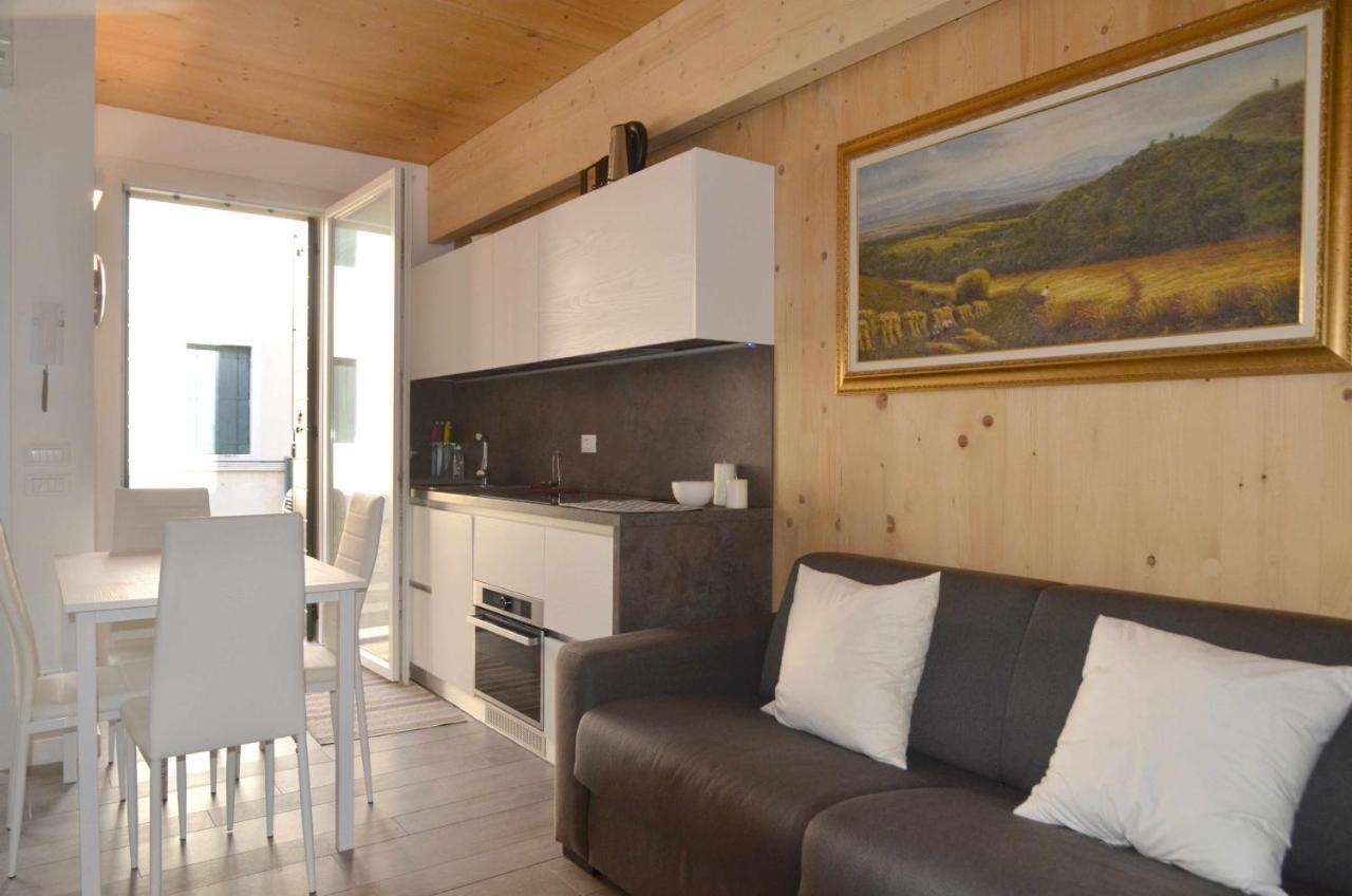 Al Leone Di San Marco Luxury & Relax Apartment Noale Exterior foto
